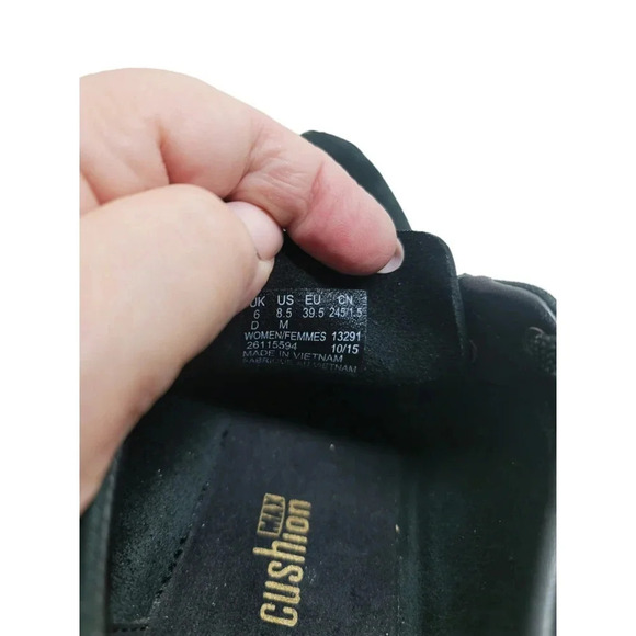 Clarks Cowley Faye Black Sneaker Size 8.5 - Picture 7 of 7